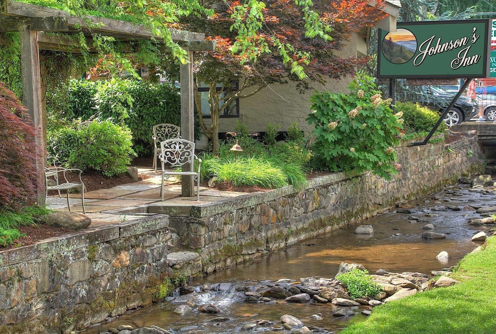 Howard Johnson By Wyndham Downtown Gatlinburg Exterior foto