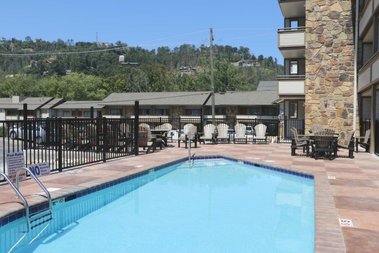 Howard Johnson By Wyndham Downtown Gatlinburg Exterior foto
